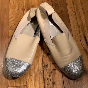 Yosi Samira Slip On Flats with Silver Glitter Tip
